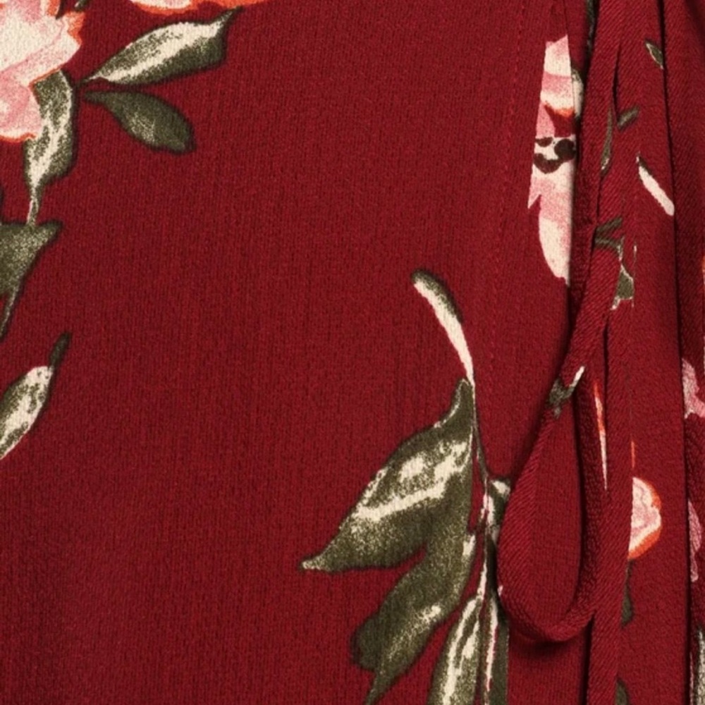 Wrap maxi dress LAST CHANCE BEFORE ITS DONATED - Picture 3 of 4